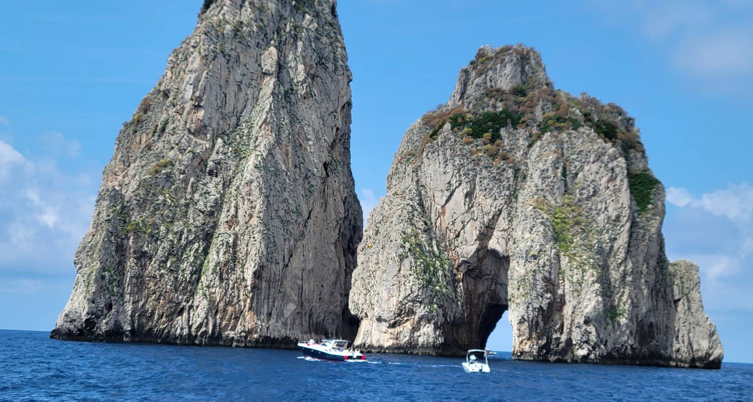 5 Day Naples including Sorrento, Amalfi, Capri Island, Pompeii & Vesuvius.